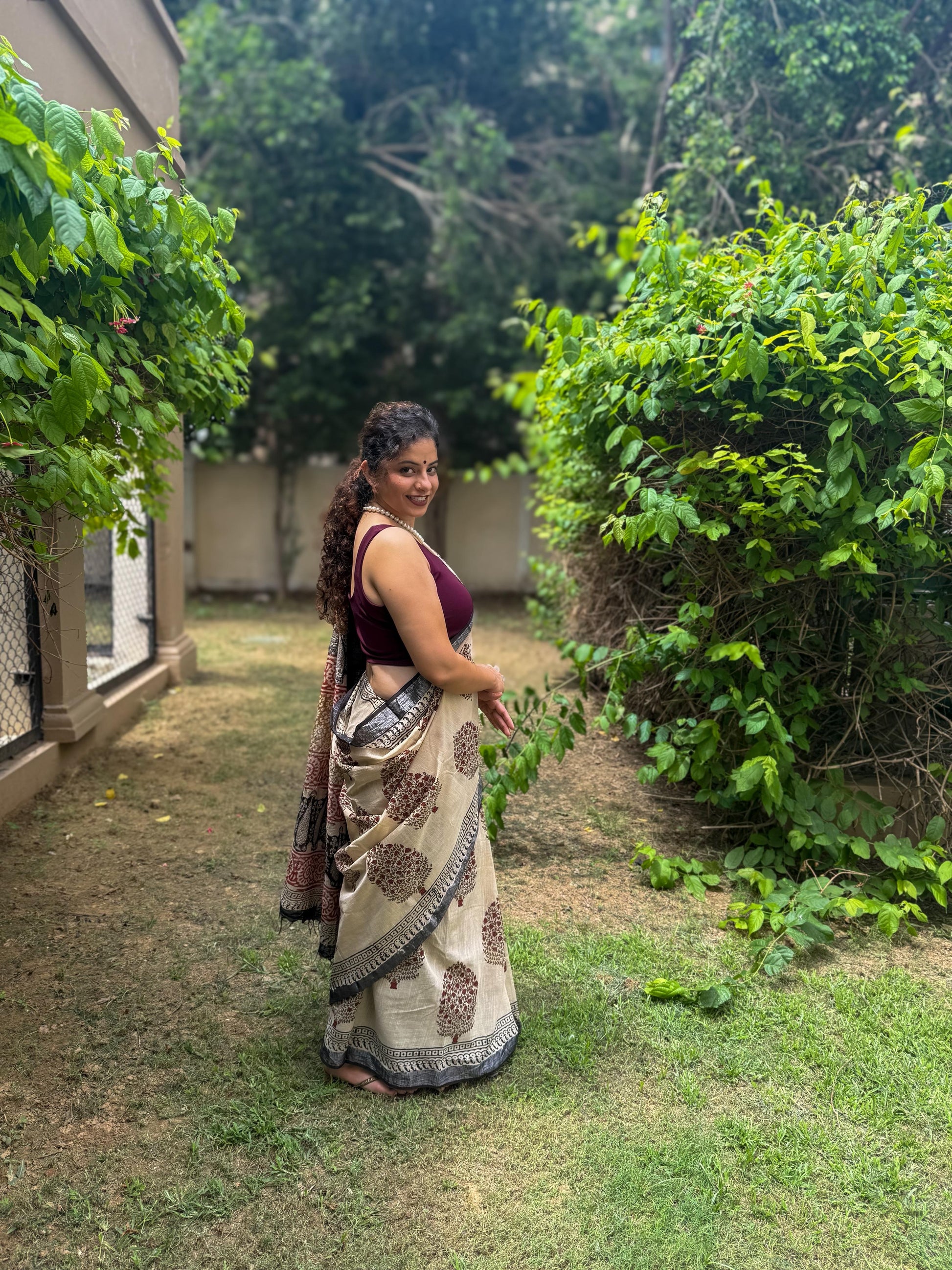 Katha Rani (कथा रानी) - A tale in threads
